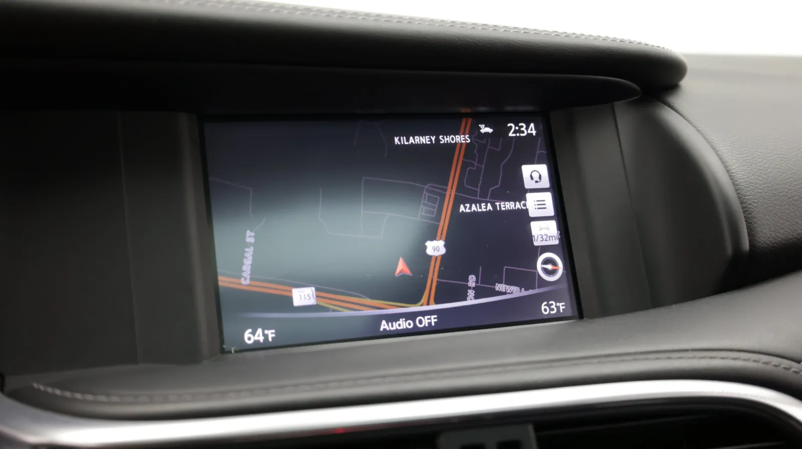 Infiniti QX30 photo 6