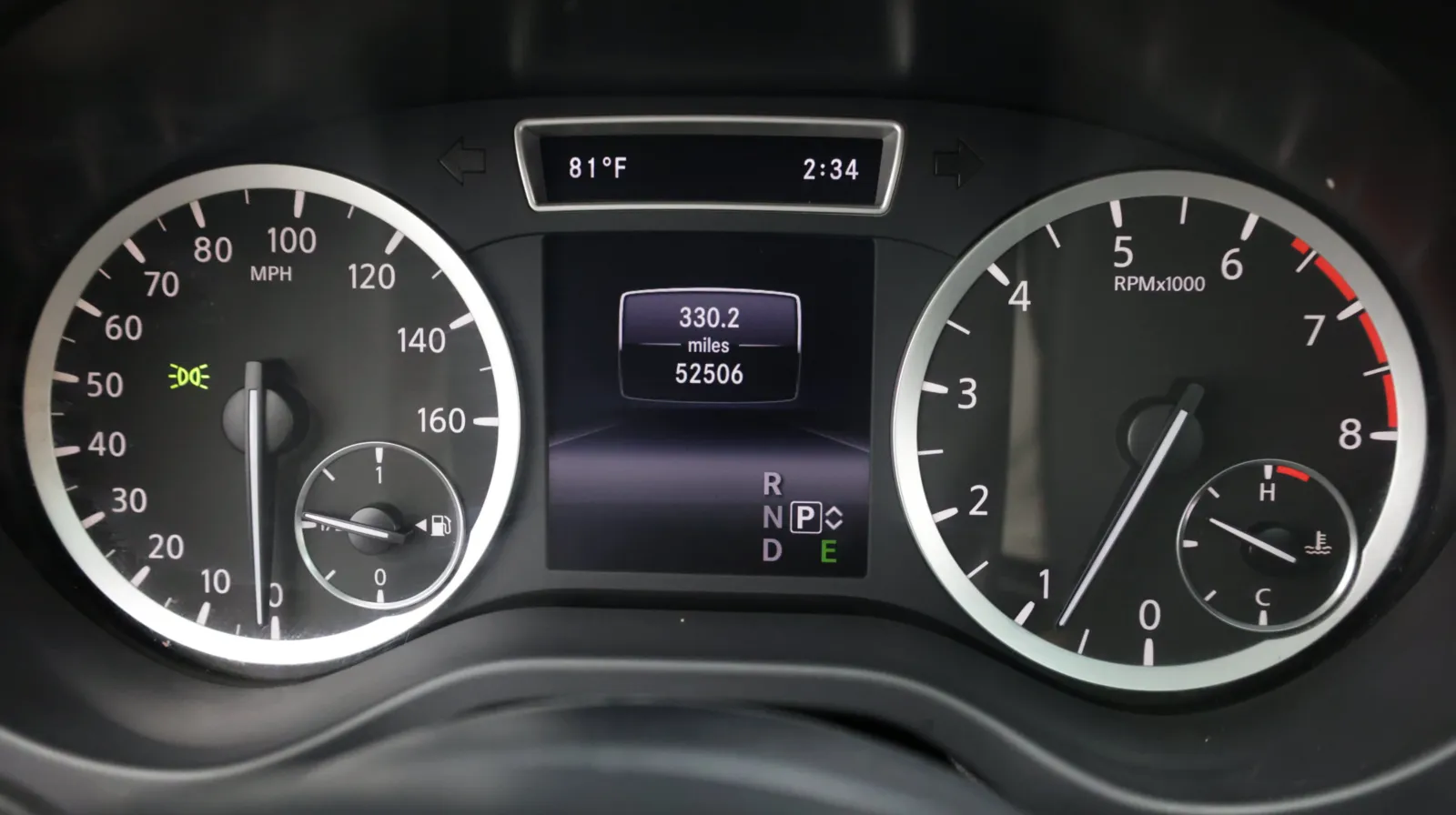 Infiniti QX30 photo 19