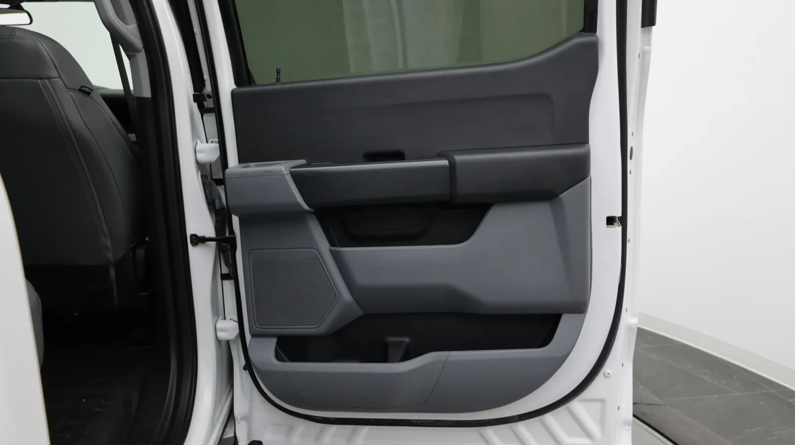 Ford F-150 photo 32