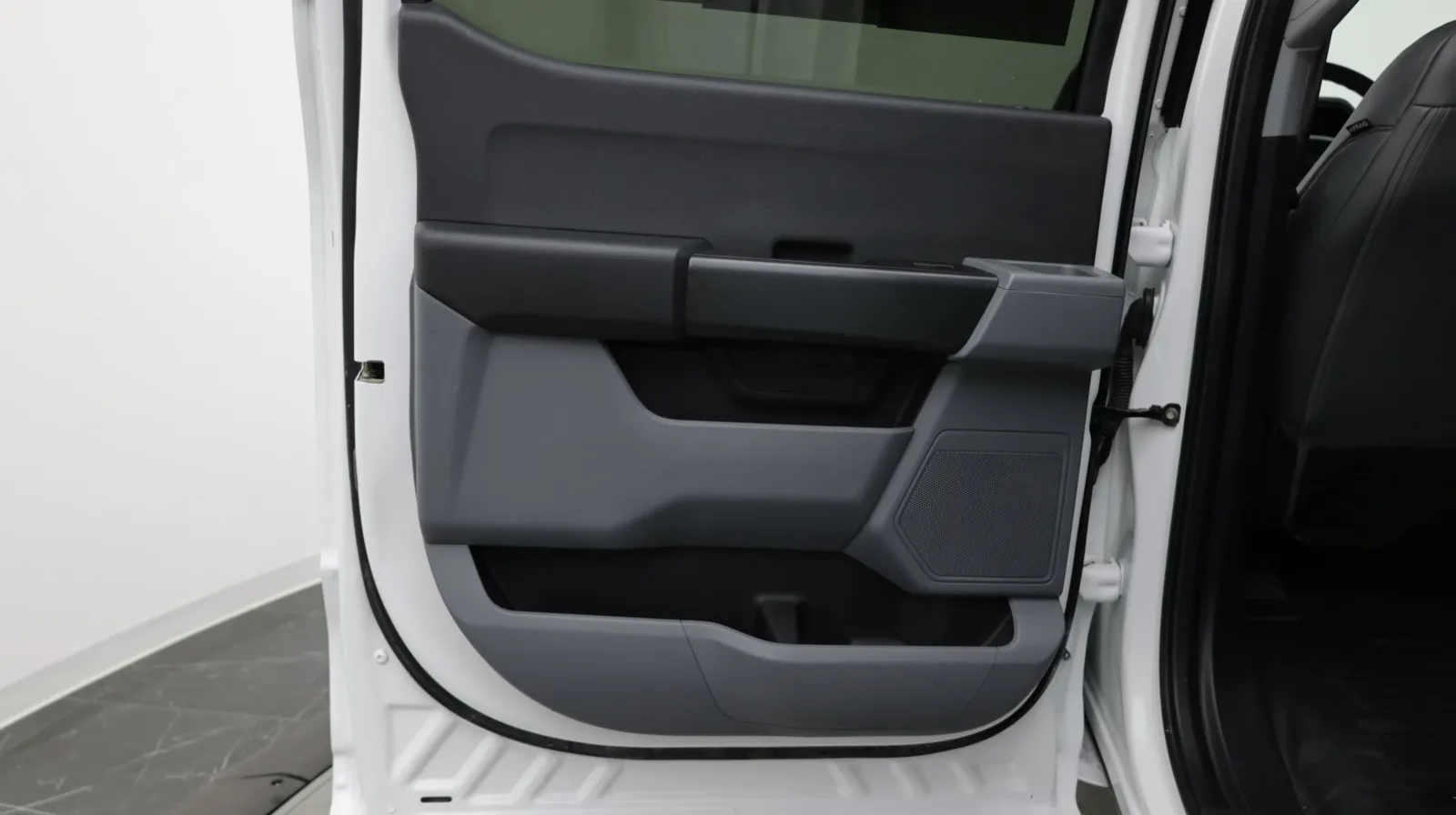 Ford F-150 photo 26