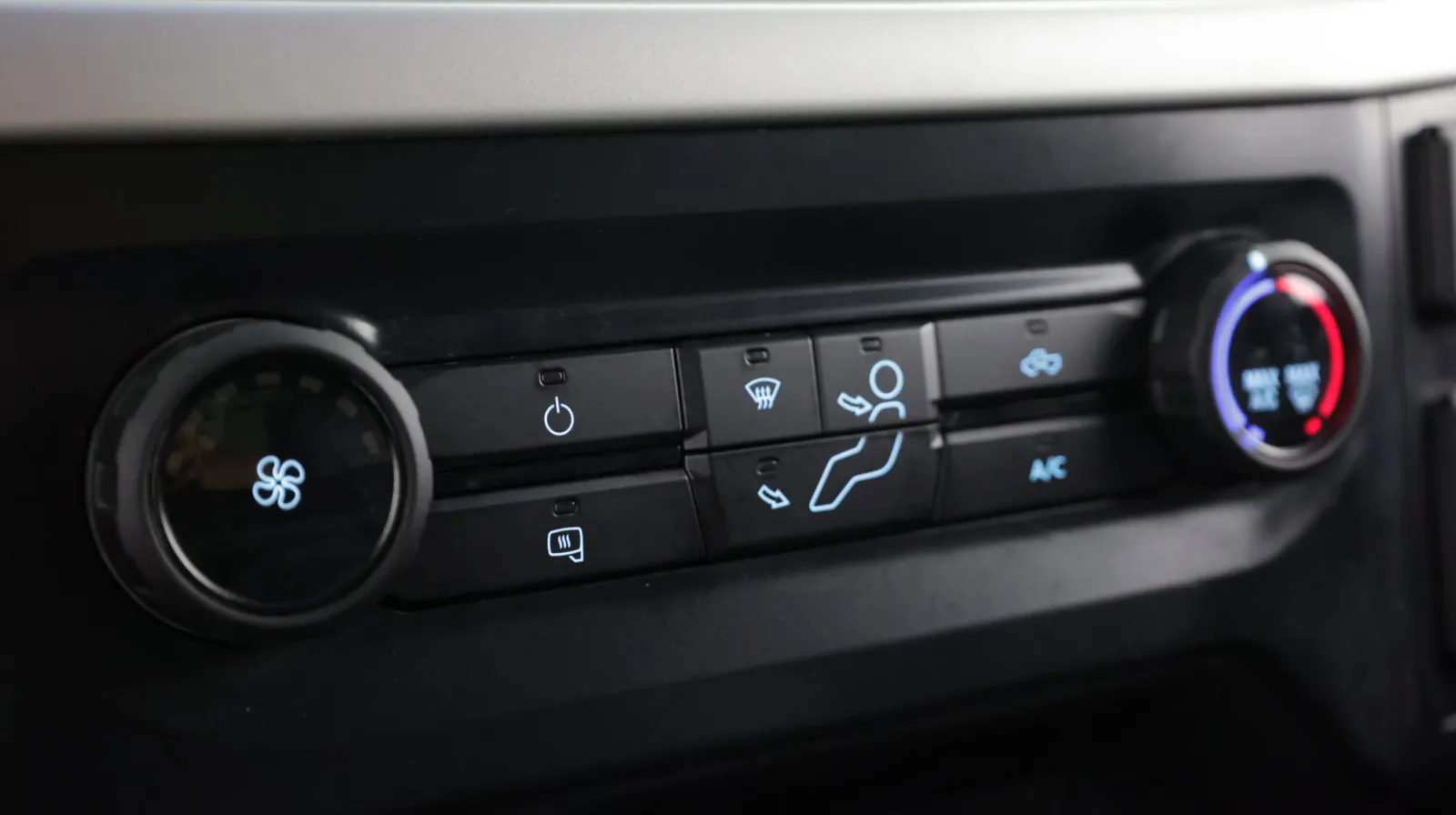 Ford F-150 photo 19