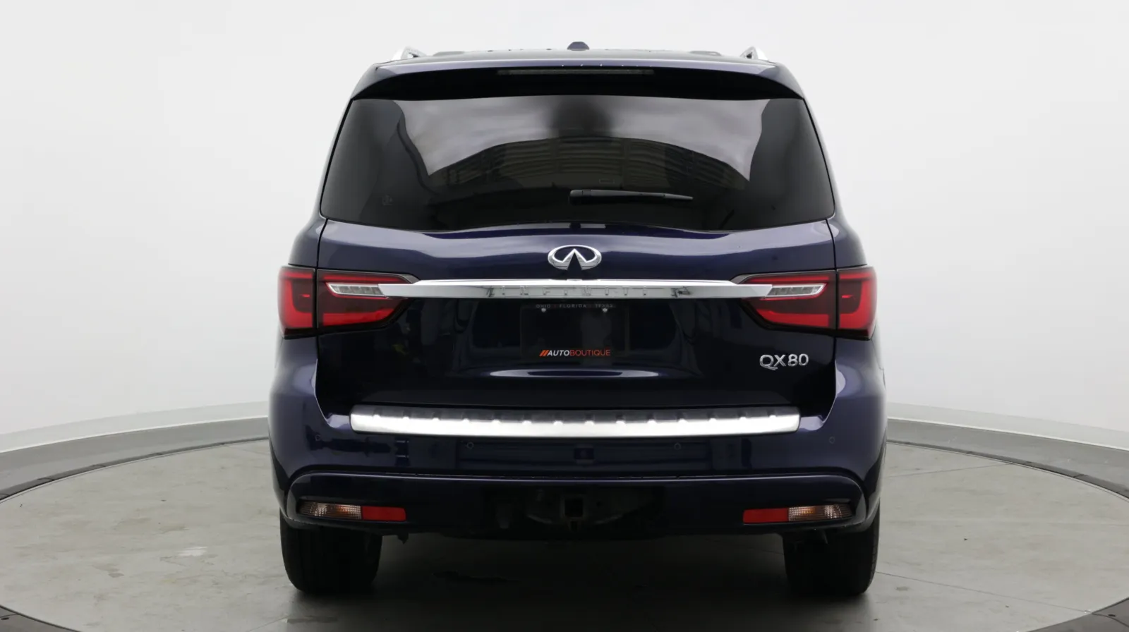 Infiniti QX80 photo 7