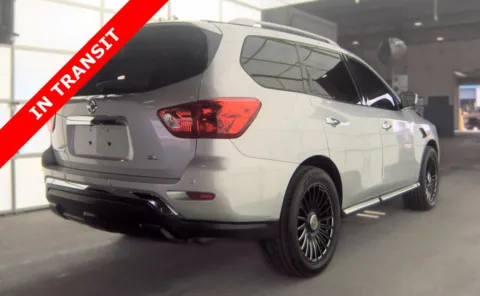 More photos of 2020 Nissan Pathfinder SL at Auto Boutique Florida, FL