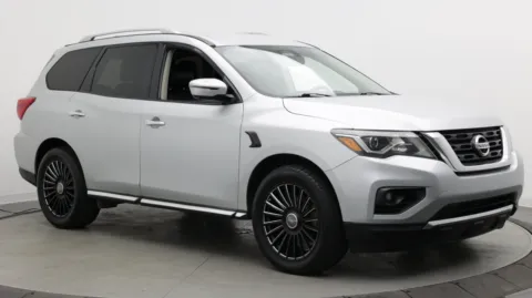Another view of 2020 Nissan Pathfinder SL for sale in Jacksonville, FL at Auto Boutique Florida