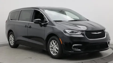 Another view of 2025 Chrysler Pacifica Select for sale in Jacksonville, FL at Auto Boutique Florida