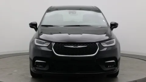 Photos of 2025 Chrysler Pacifica Select for sale in Jacksonville, FL at Auto Boutique Florida
