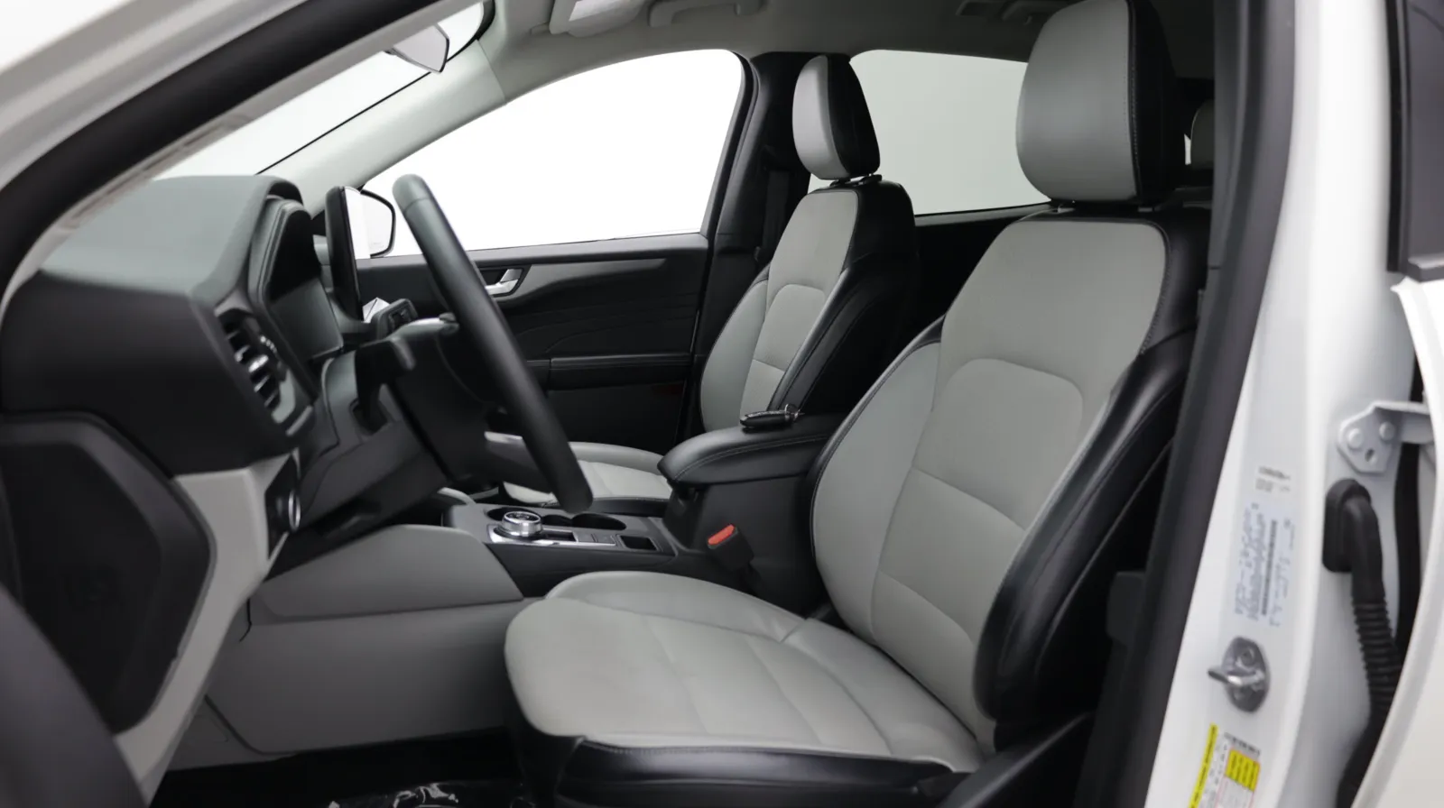 Ford Escape photo 18