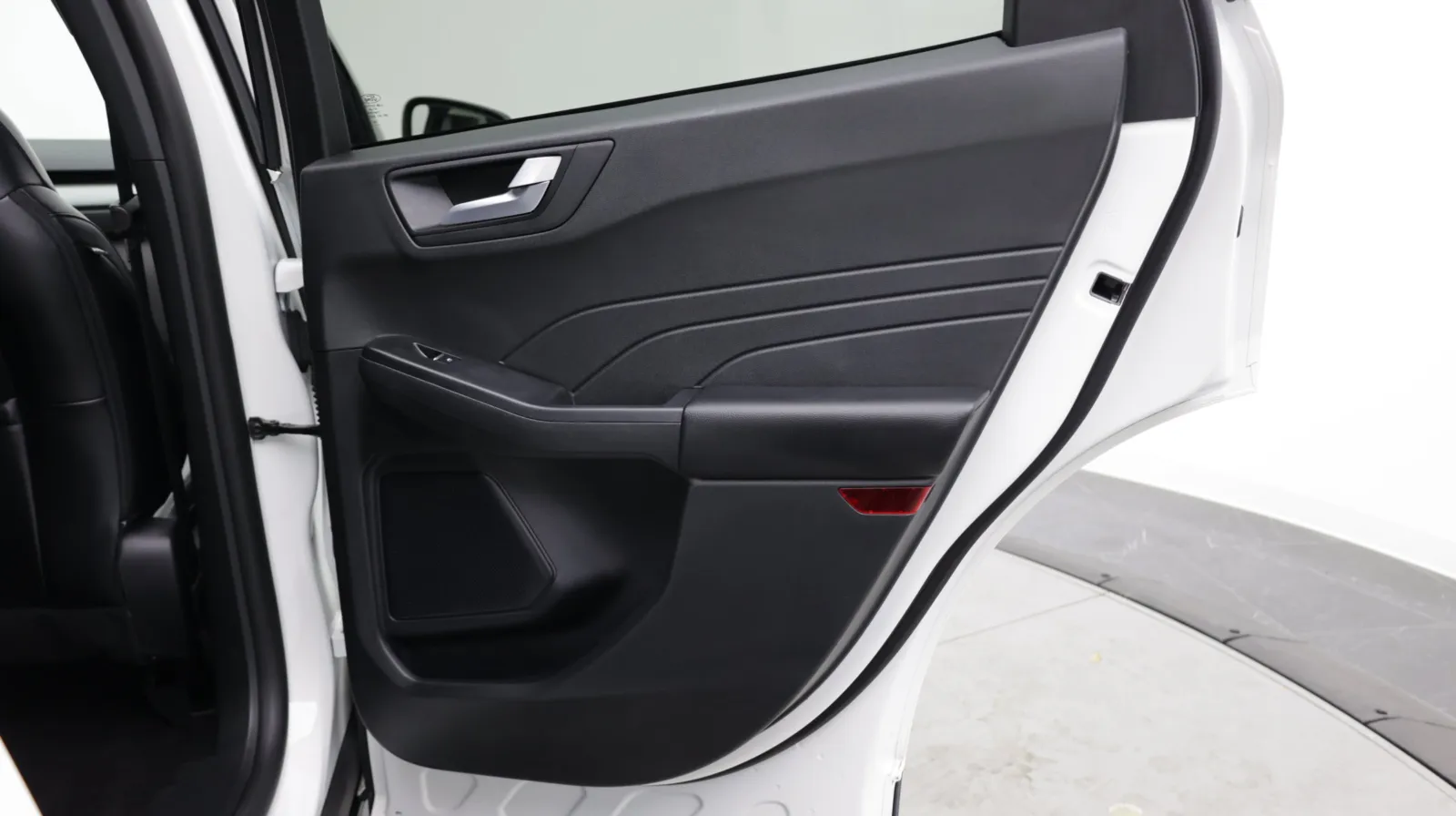 Ford Escape photo 35