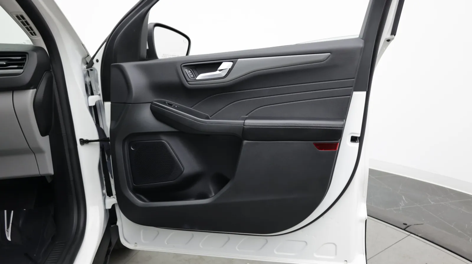 Ford Escape photo 37