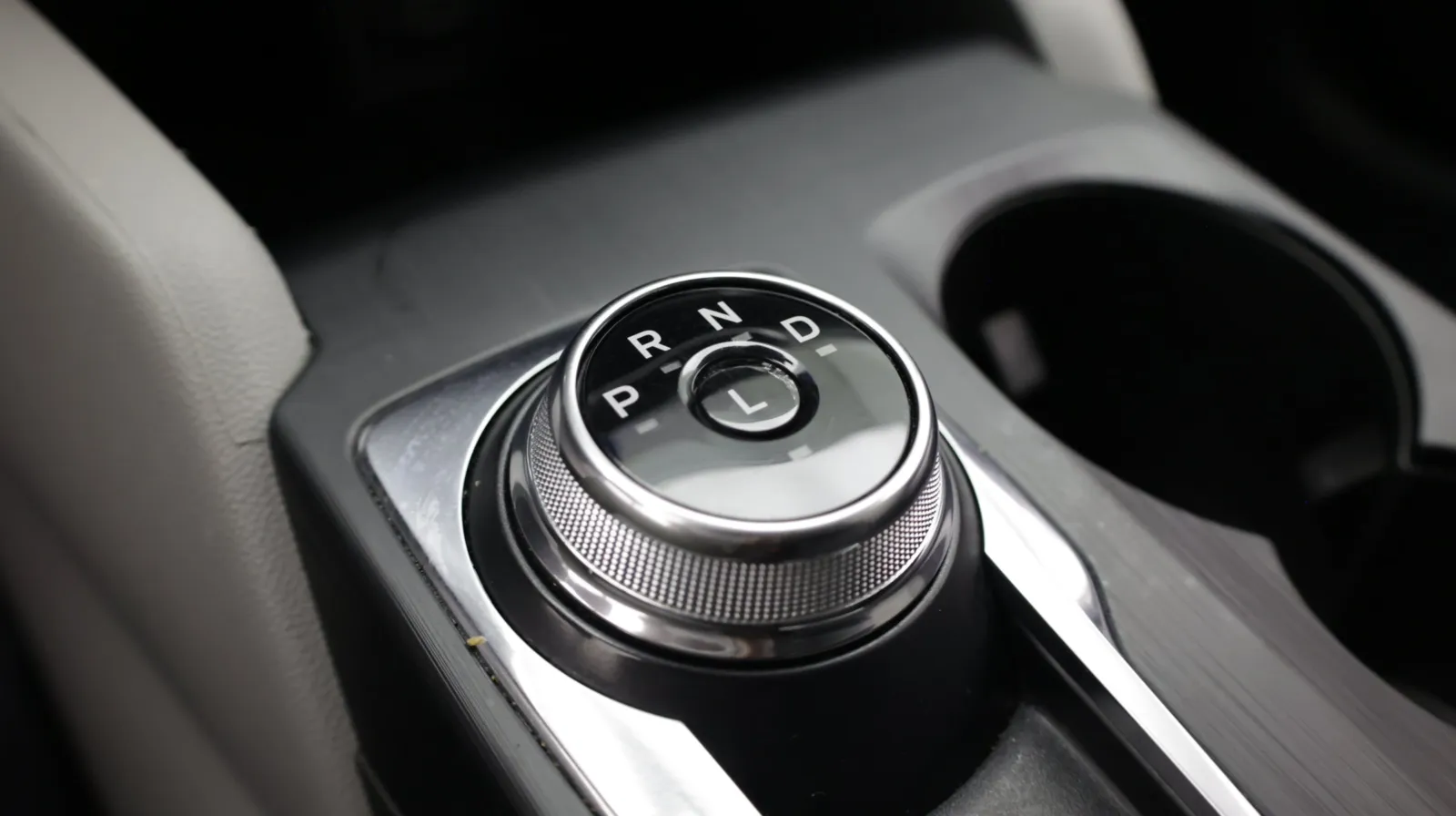 Ford Escape photo 19