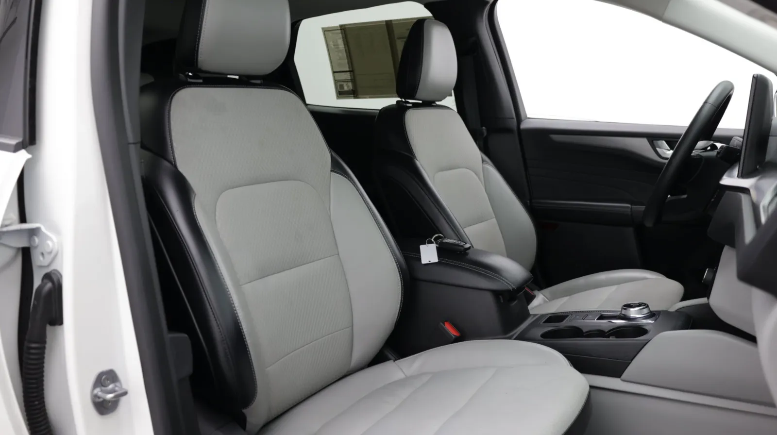 Ford Escape photo 39