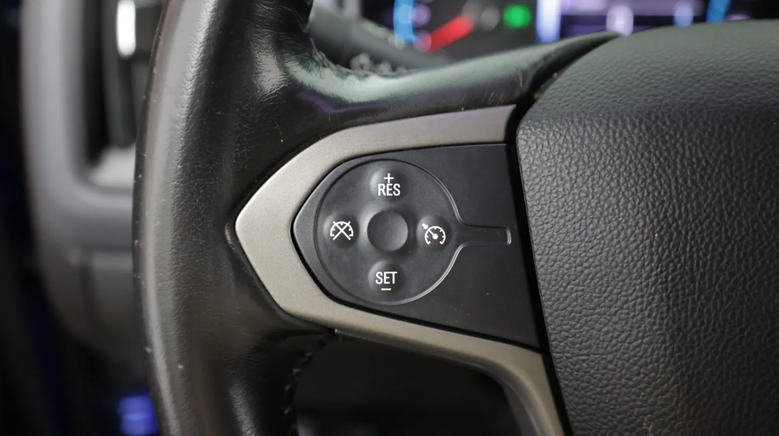 Chevrolet Colorado photo 21
