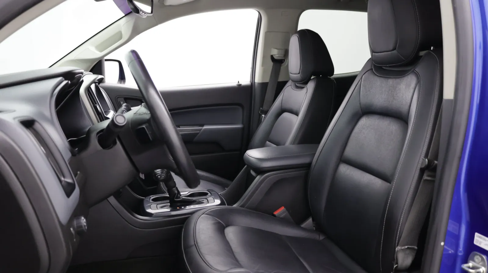 Chevrolet Colorado photo 14