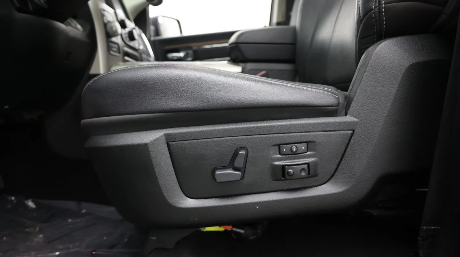 Ram 1500 photo 17