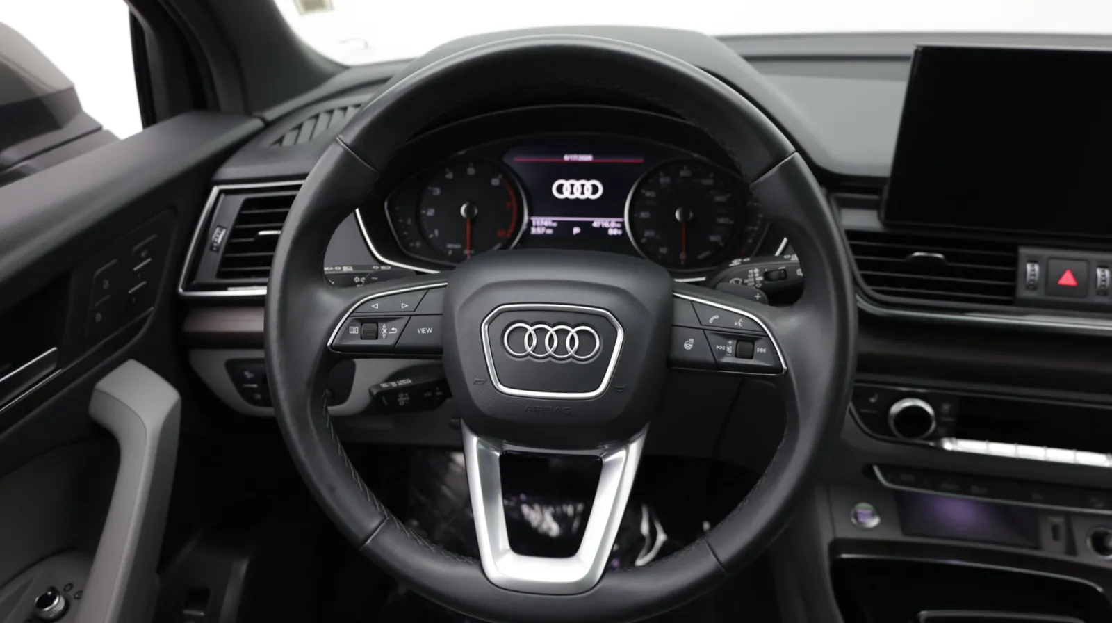 Audi Q5 photo 31