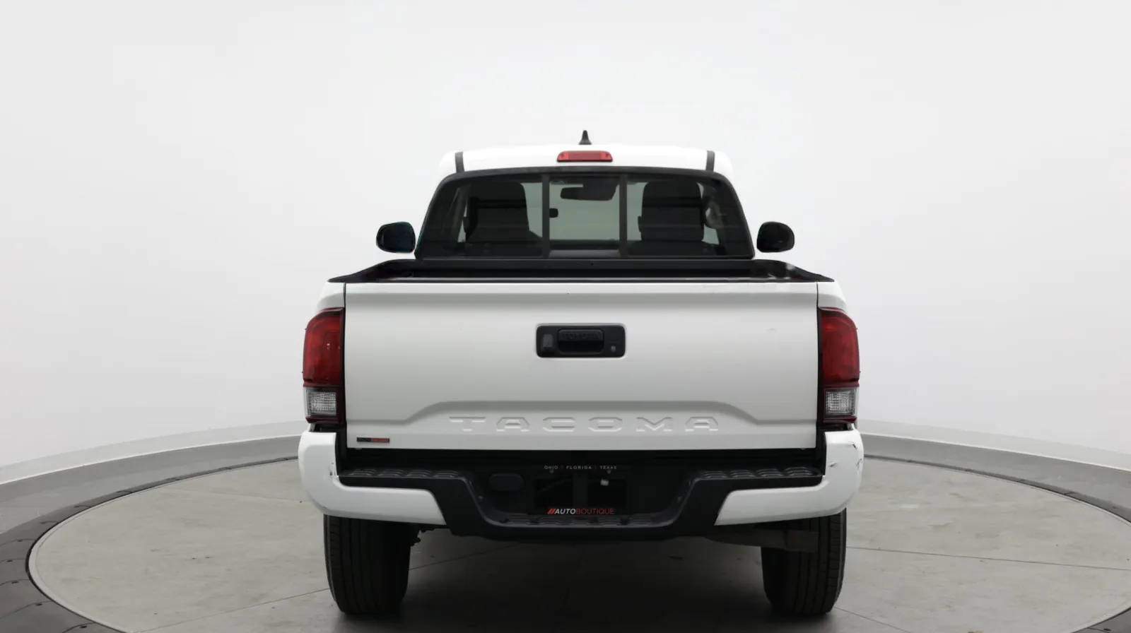 Toyota Tacoma photo 6