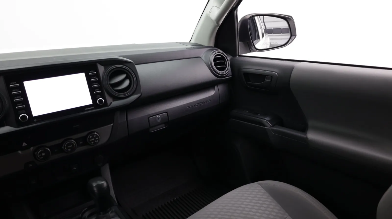 Toyota Tacoma photo 26