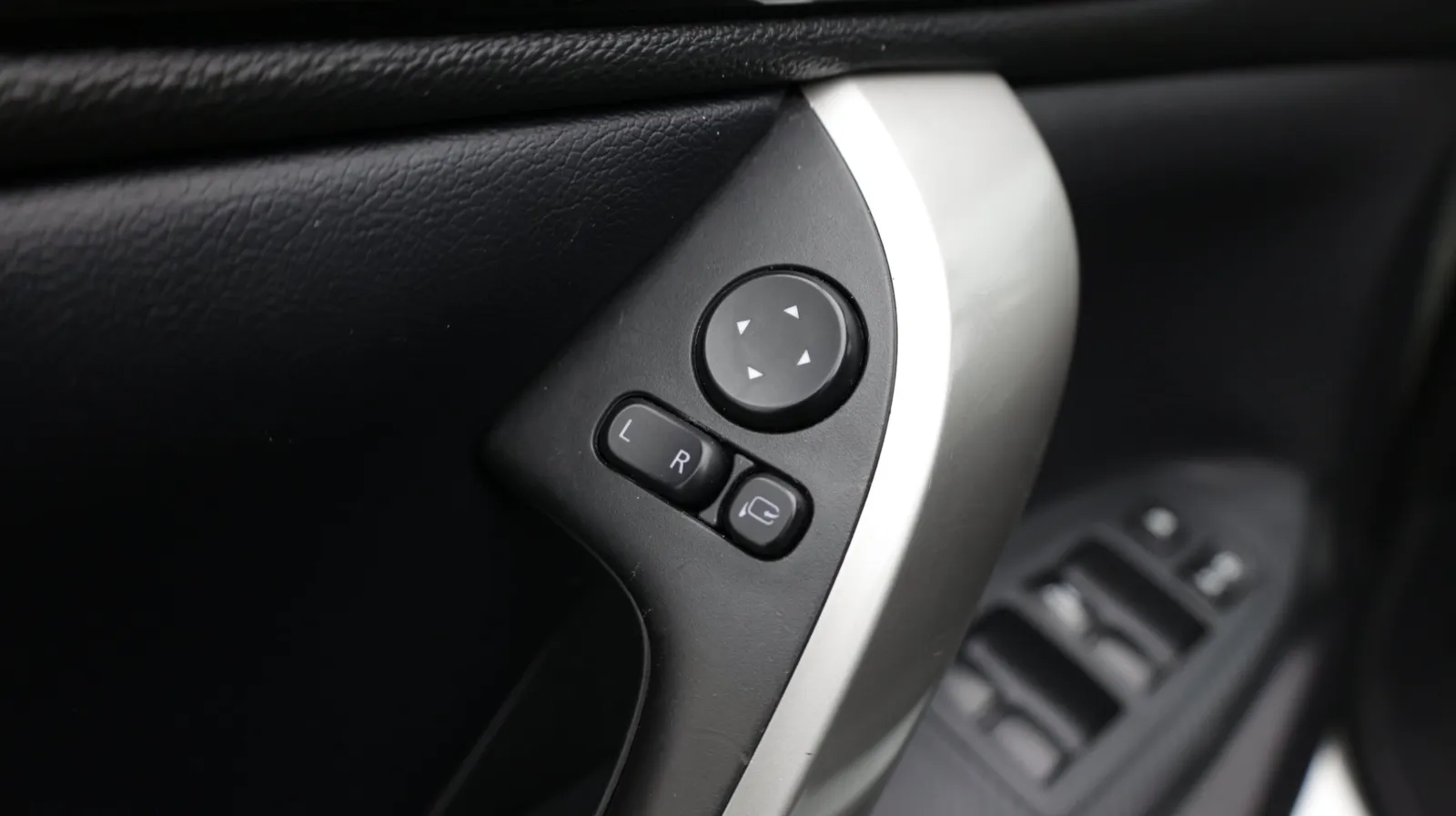 Mitsubishi Eclipse Cross photo 14