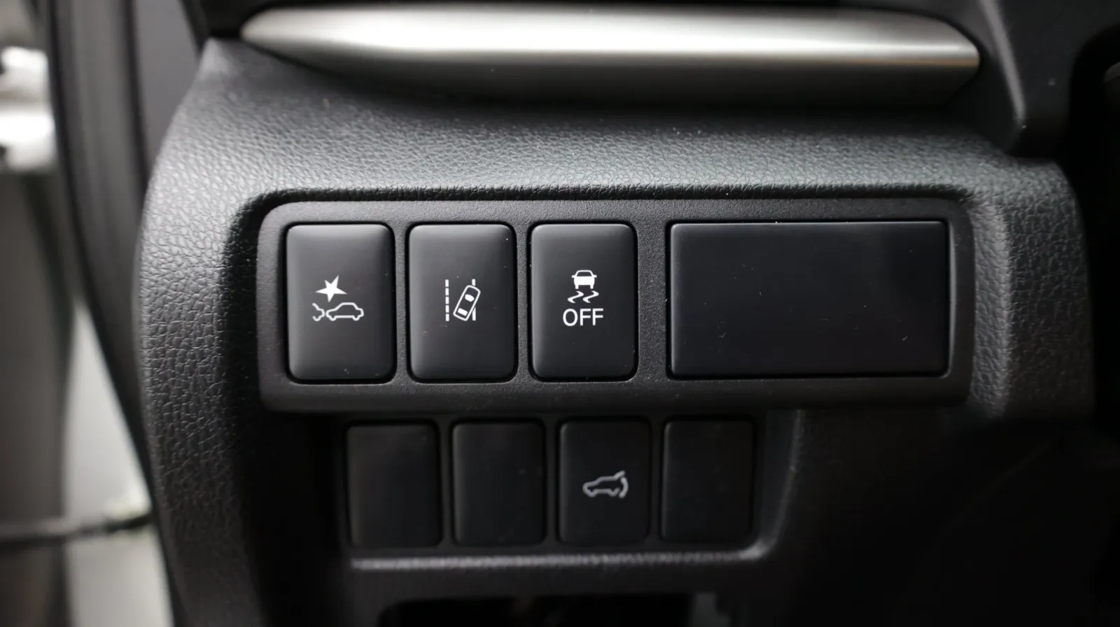 Mitsubishi Eclipse Cross photo 19