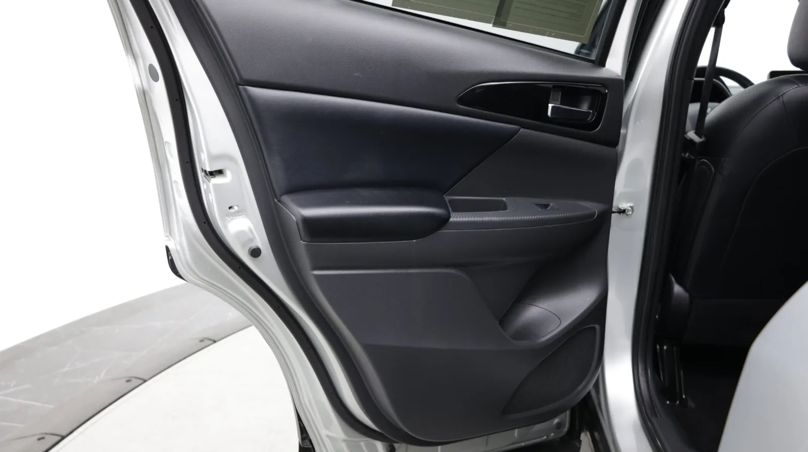 Mitsubishi Eclipse Cross photo 28