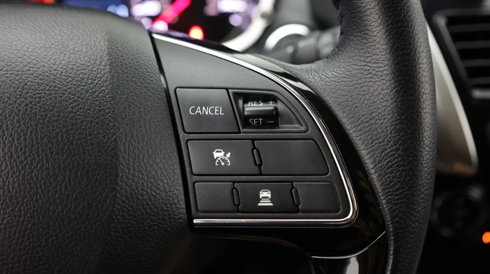 Mitsubishi Eclipse Cross photo 26