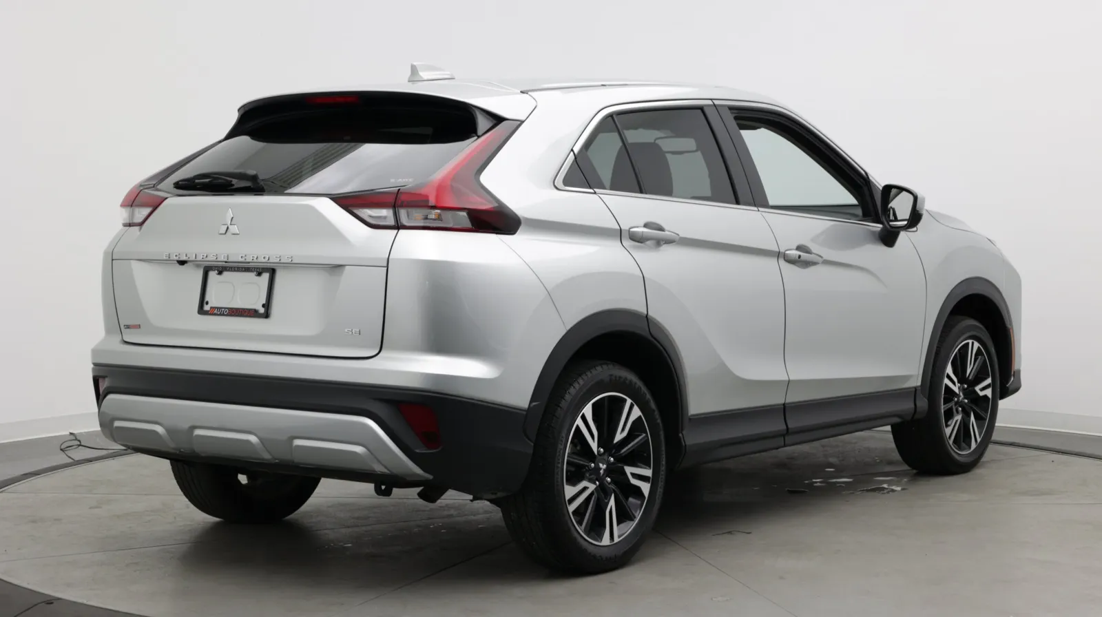 Mitsubishi Eclipse Cross photo 8