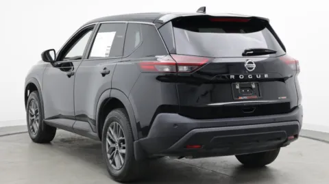 More photos of 2021 Nissan Rogue S at Auto Boutique Florida, FL