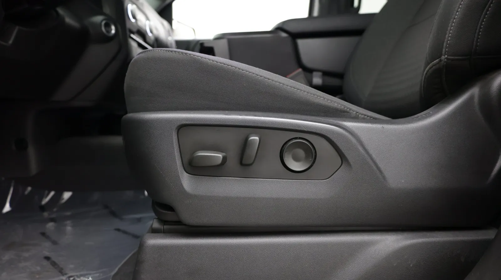 GMC Sierra photo 13