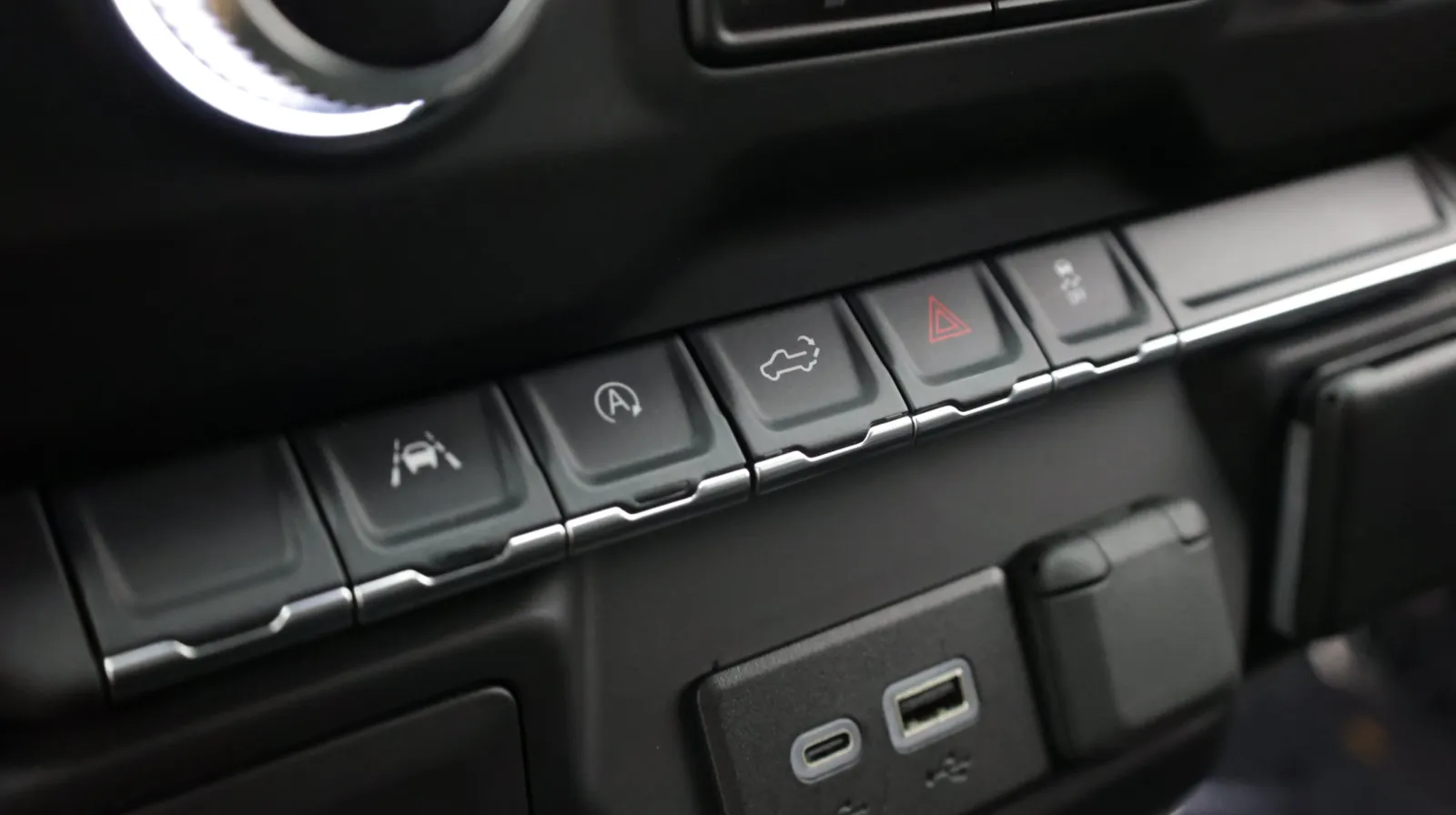GMC Sierra photo 16