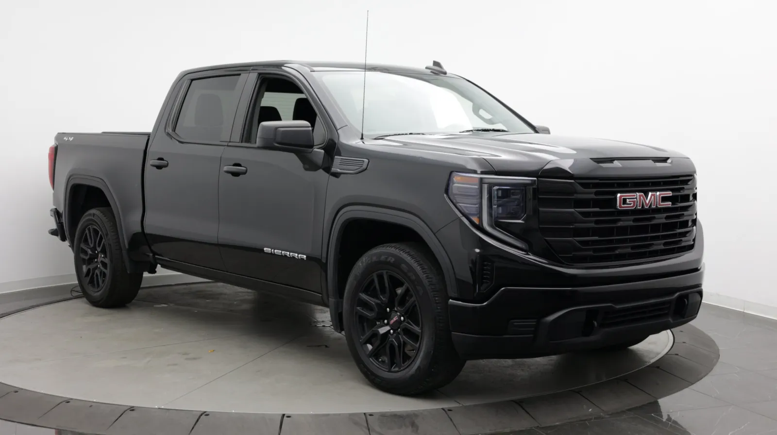 GMC Sierra photo 3