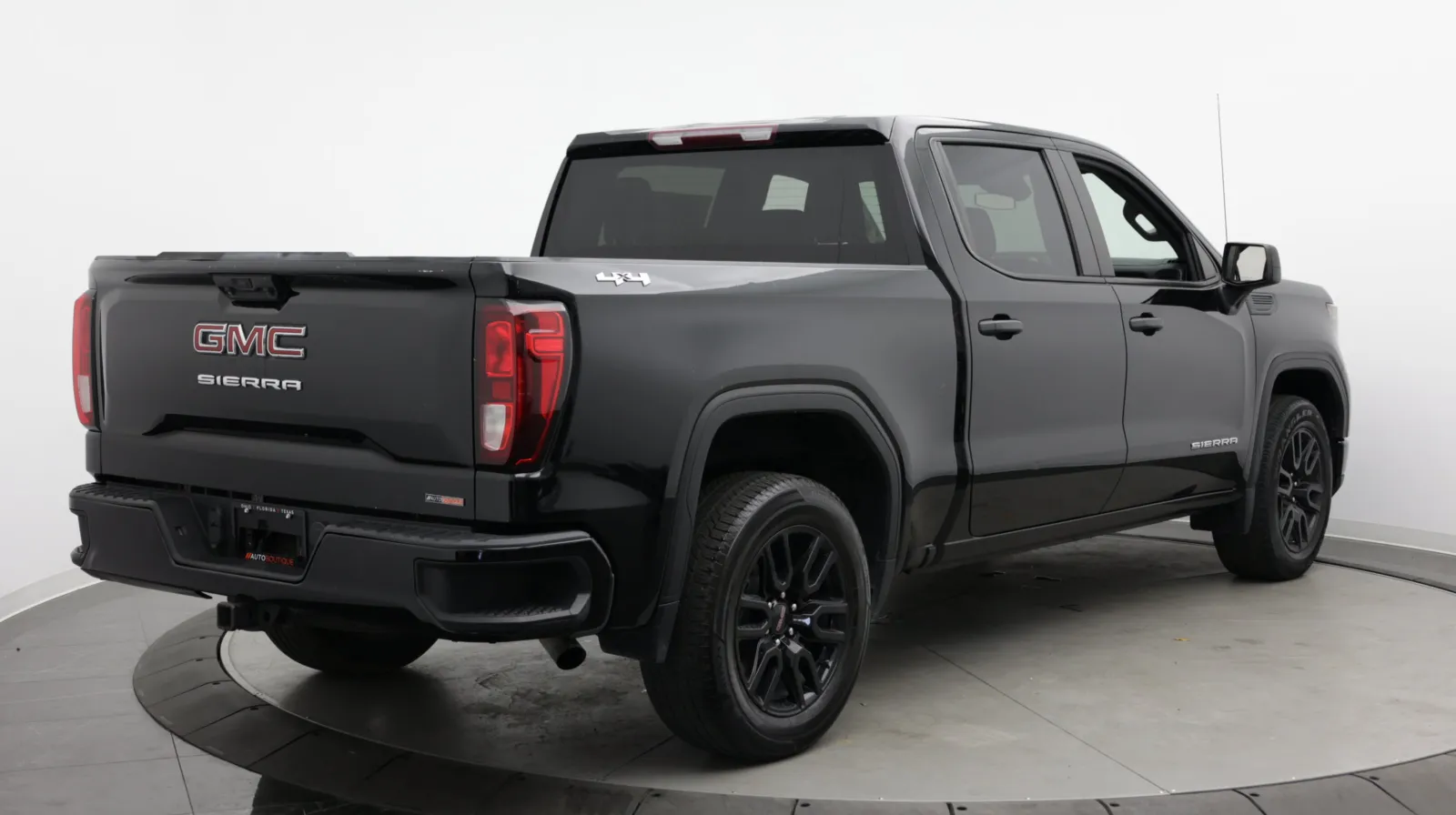 GMC Sierra photo 7