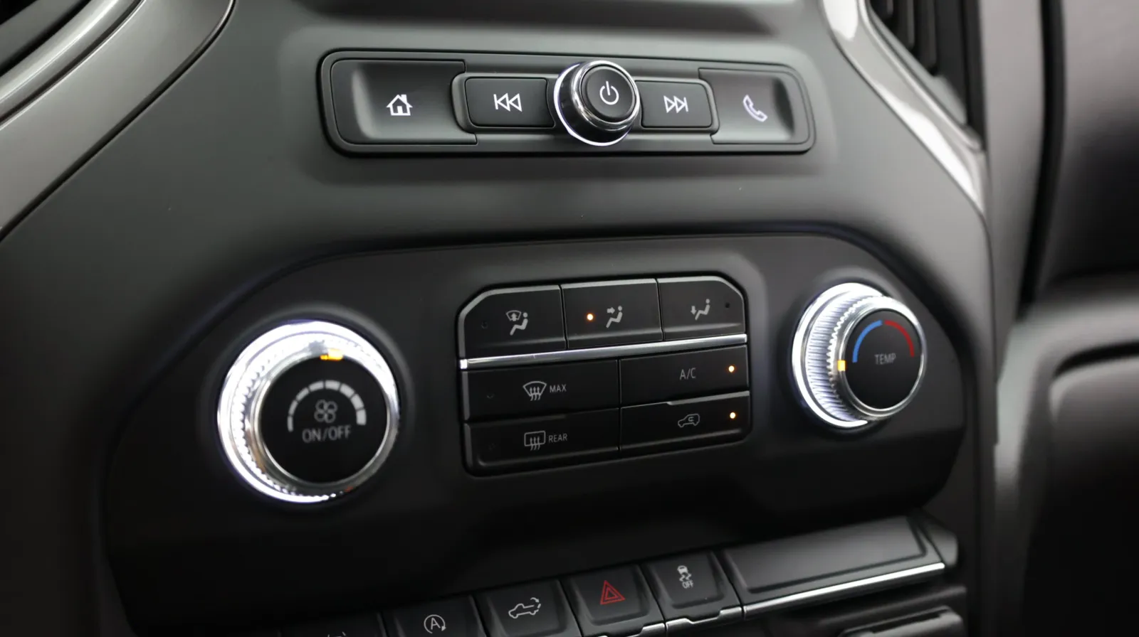 GMC Sierra photo 17