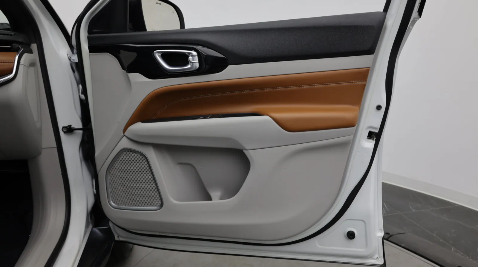 Jeep Compass photo 29