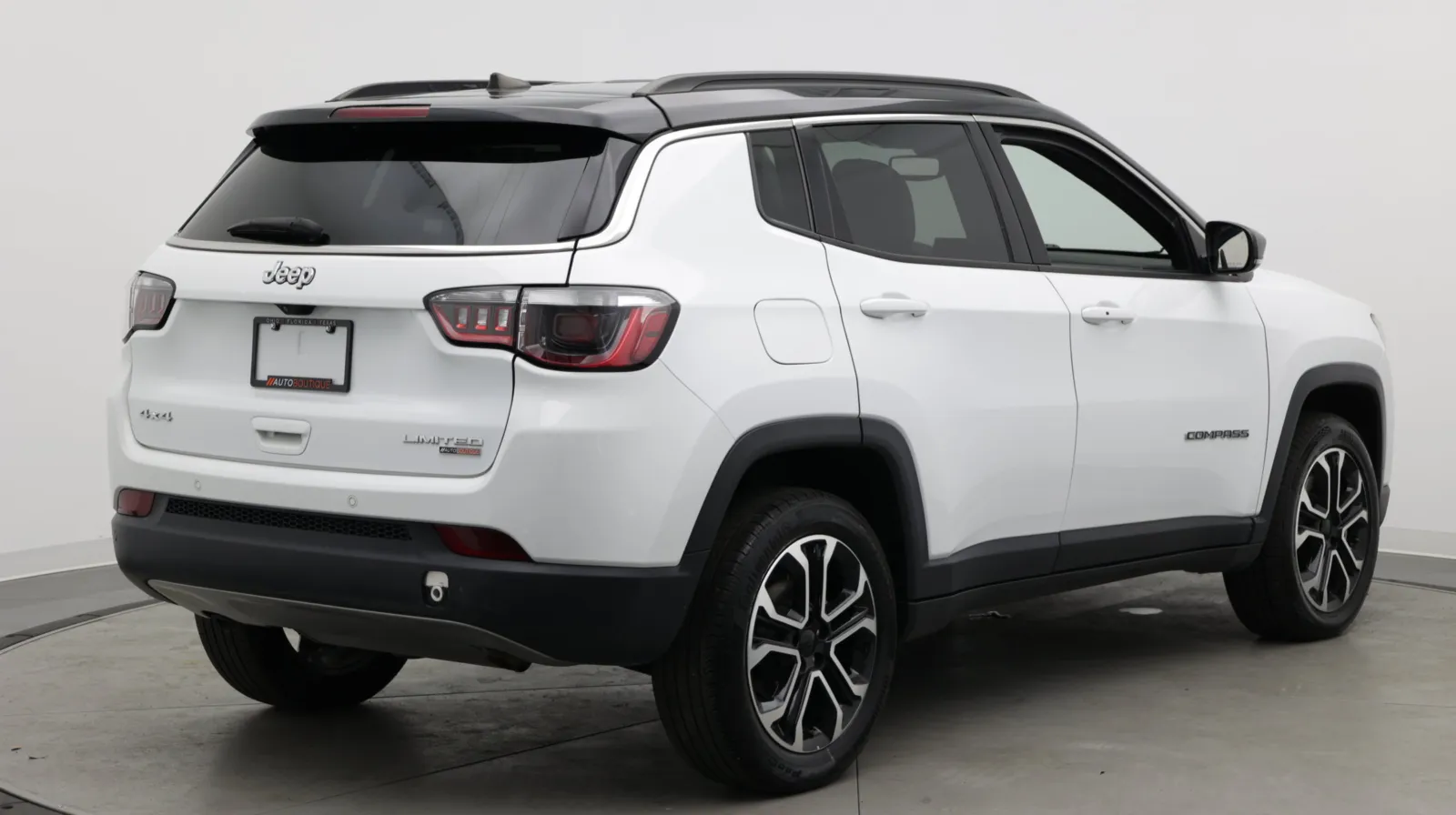 Jeep Compass photo 7