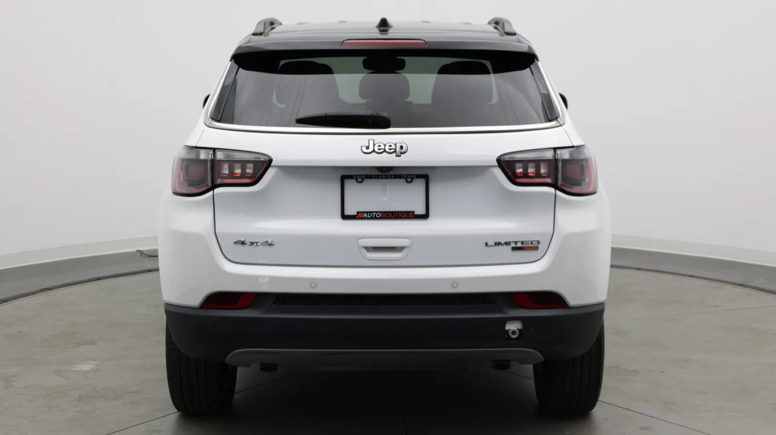 Jeep Compass photo 6