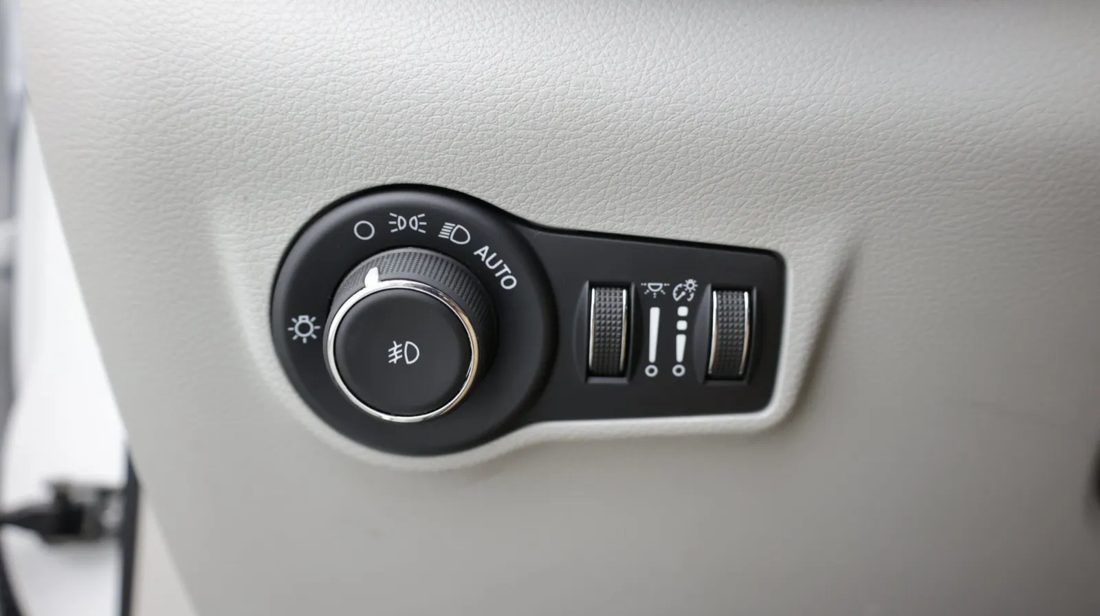 Jeep Compass photo 15