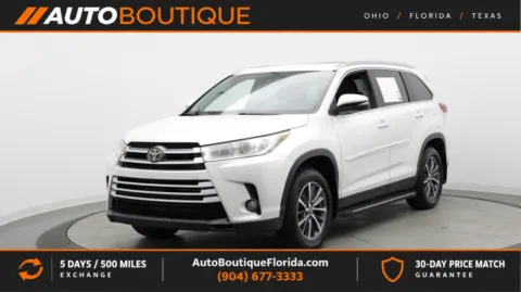 White 2019 Toyota Highlander XLE for sale in Jacksonville, FL