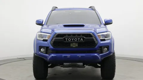 Photos of 2018 Toyota Tacoma TRD Sport for sale in Jacksonville, FL at Auto Boutique Florida