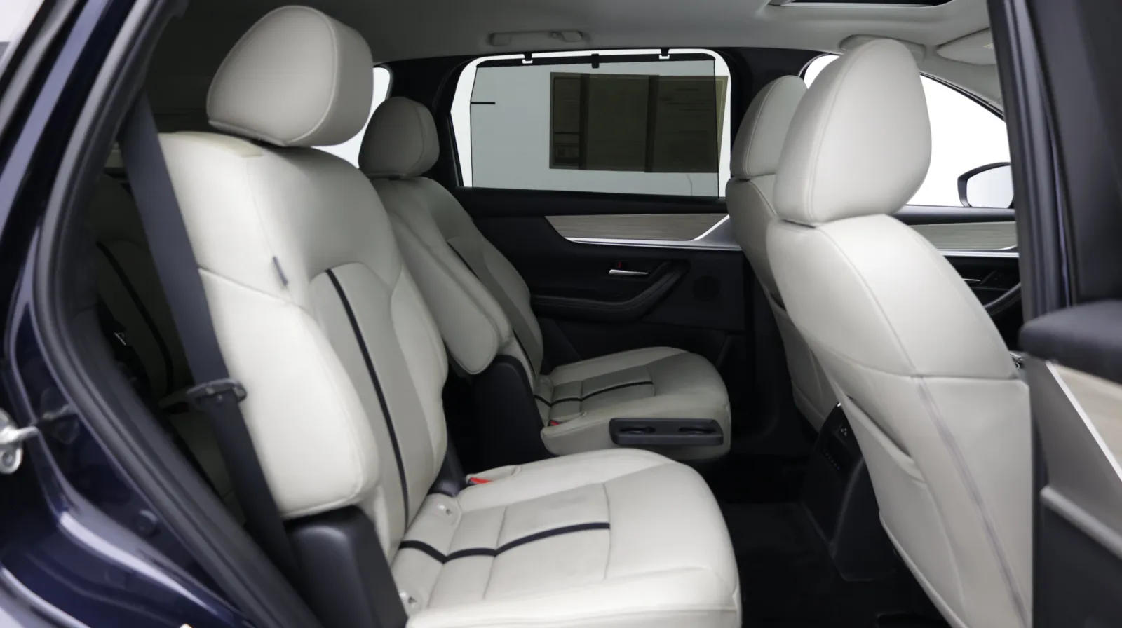Mazda CX-90 photo 37