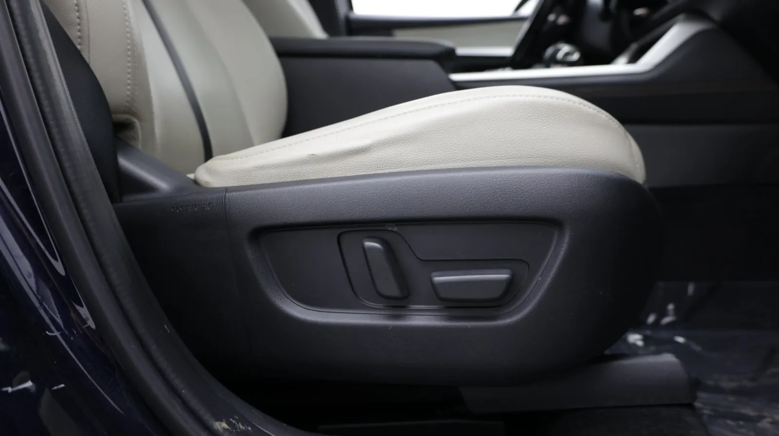 Mazda CX-90 photo 42