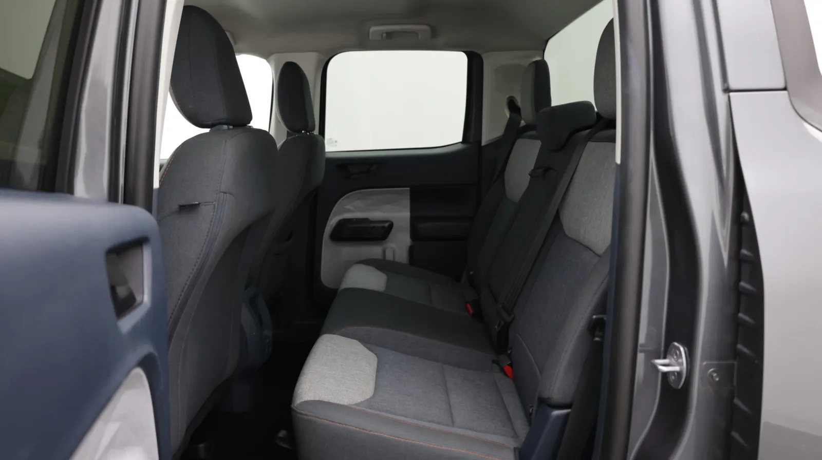Ford Maverick photo 31