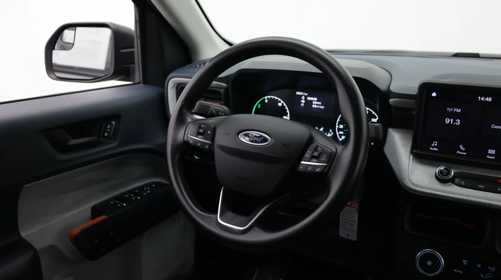 Ford Maverick photo 34