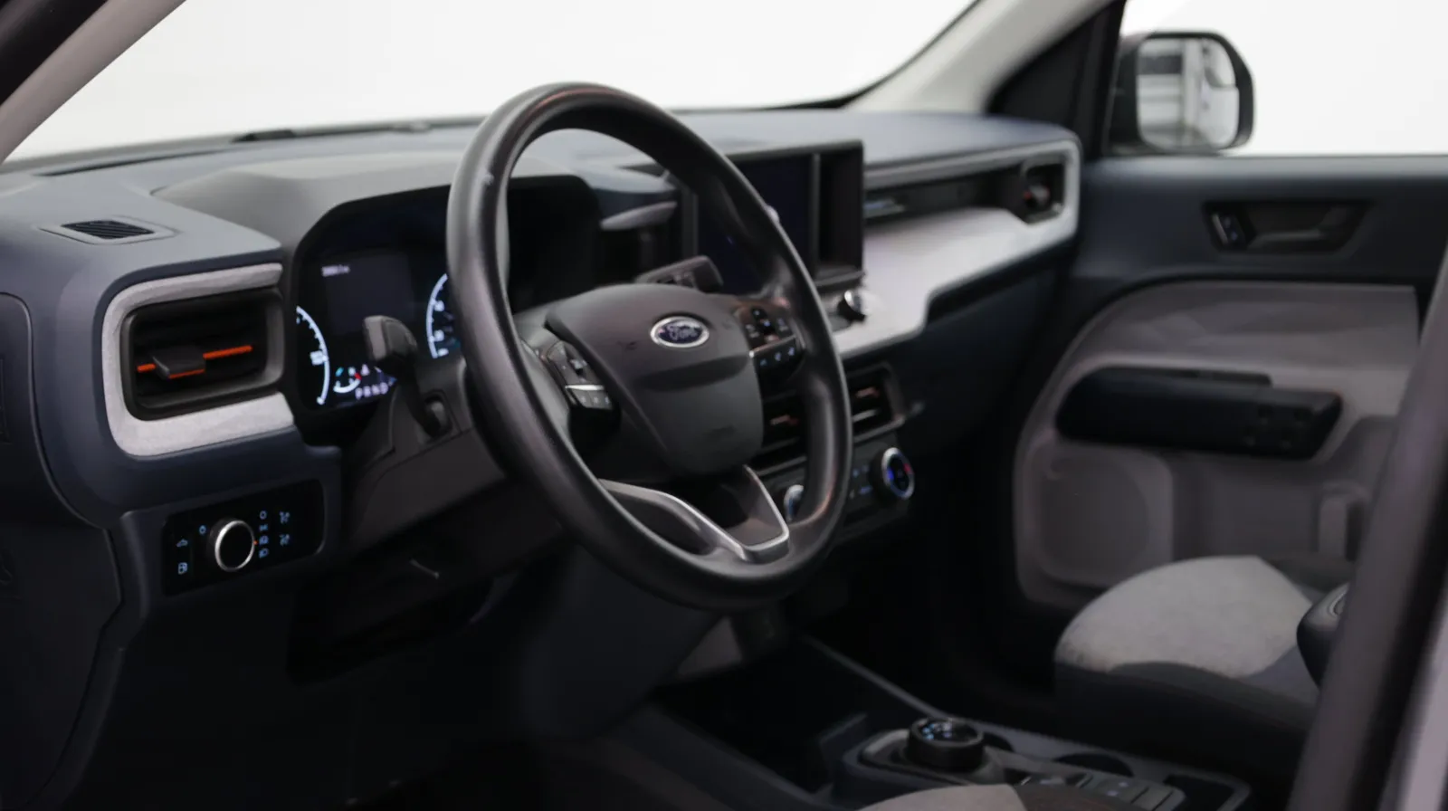 Ford Maverick photo 15