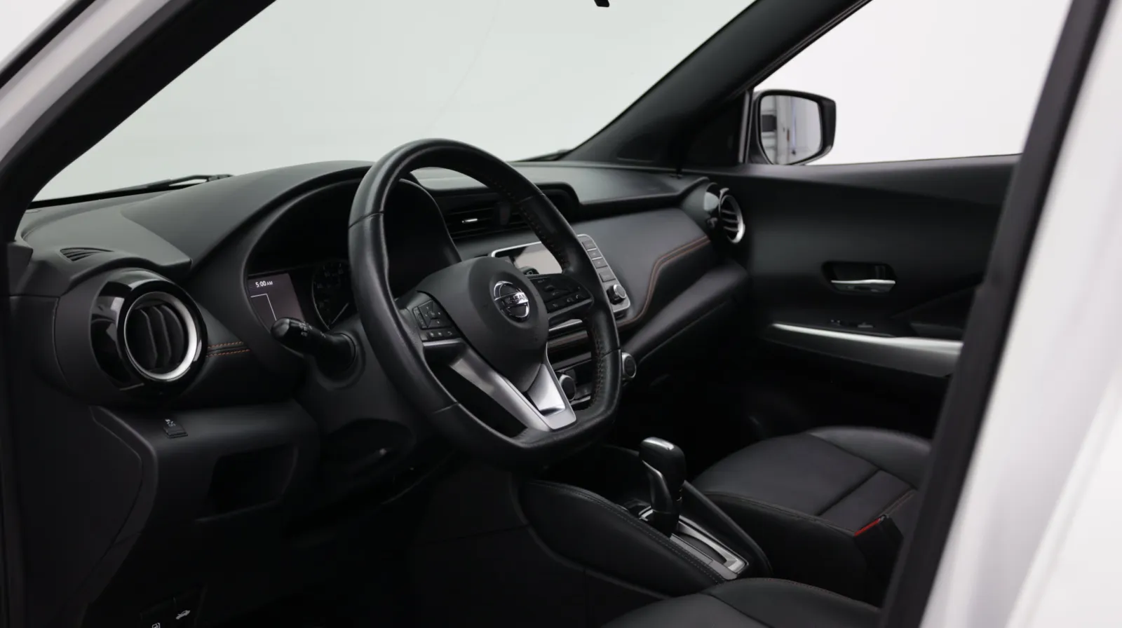 Nissan Kicks photo 15