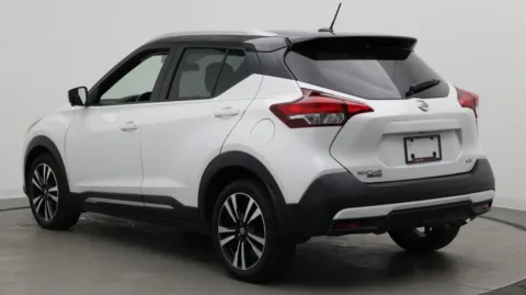 More photos of 2019 Nissan Kicks SR at Auto Boutique Florida, FL