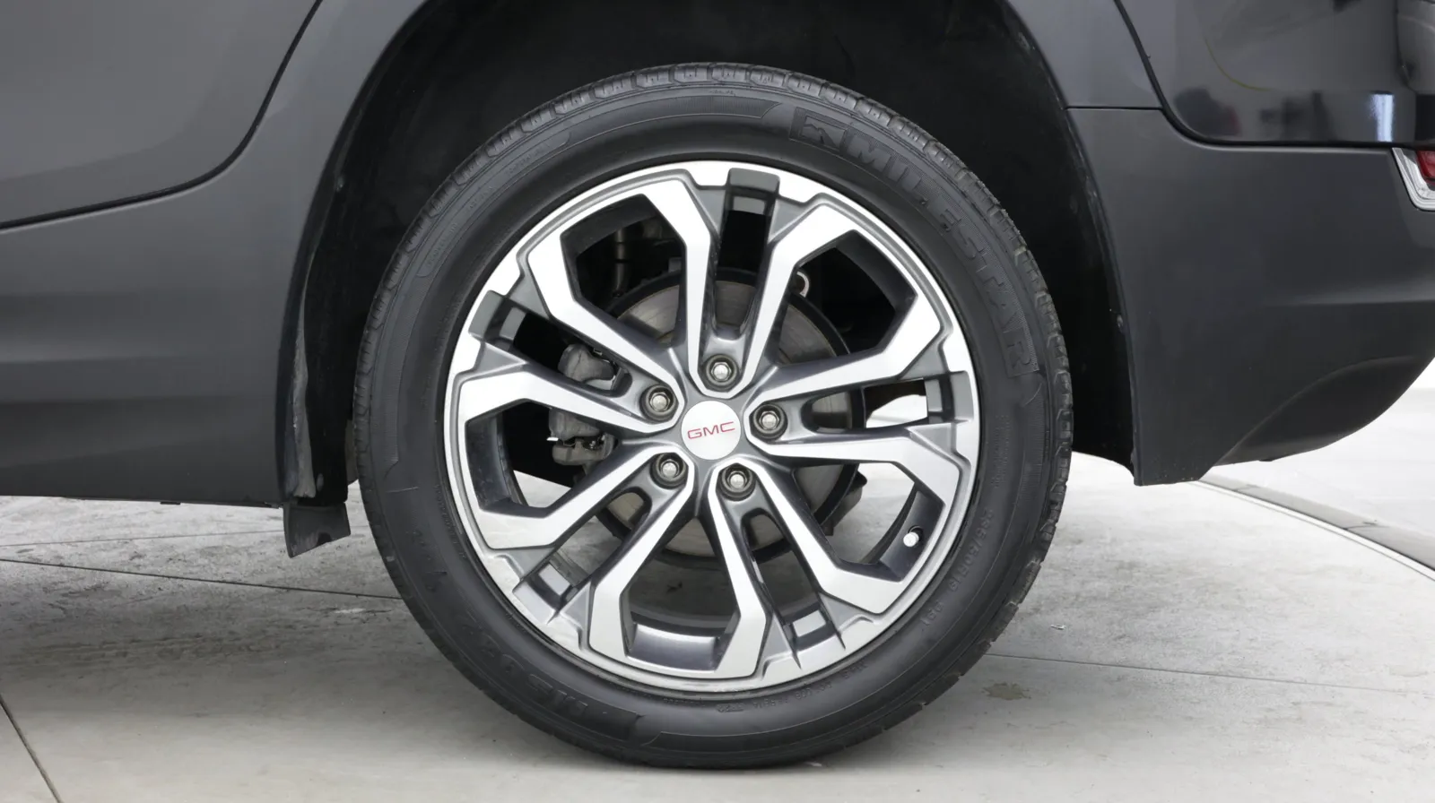 GMC Terrain photo 9