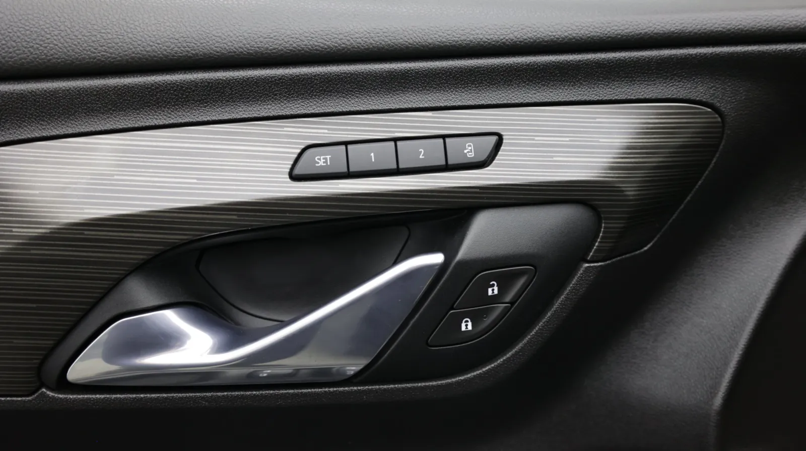 GMC Terrain photo 13