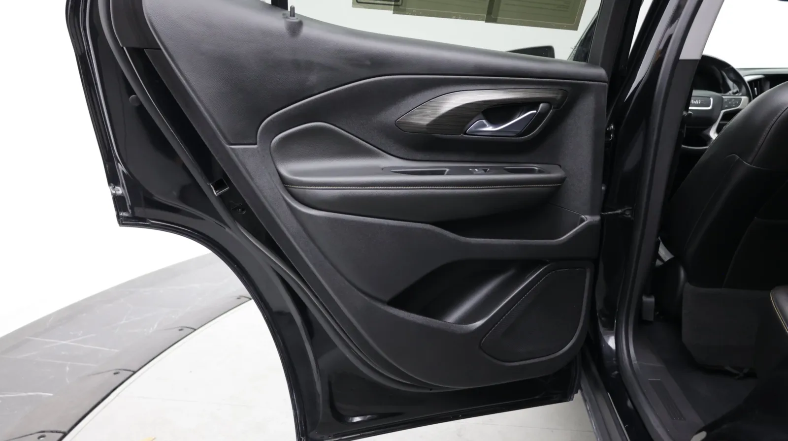 GMC Terrain photo 25