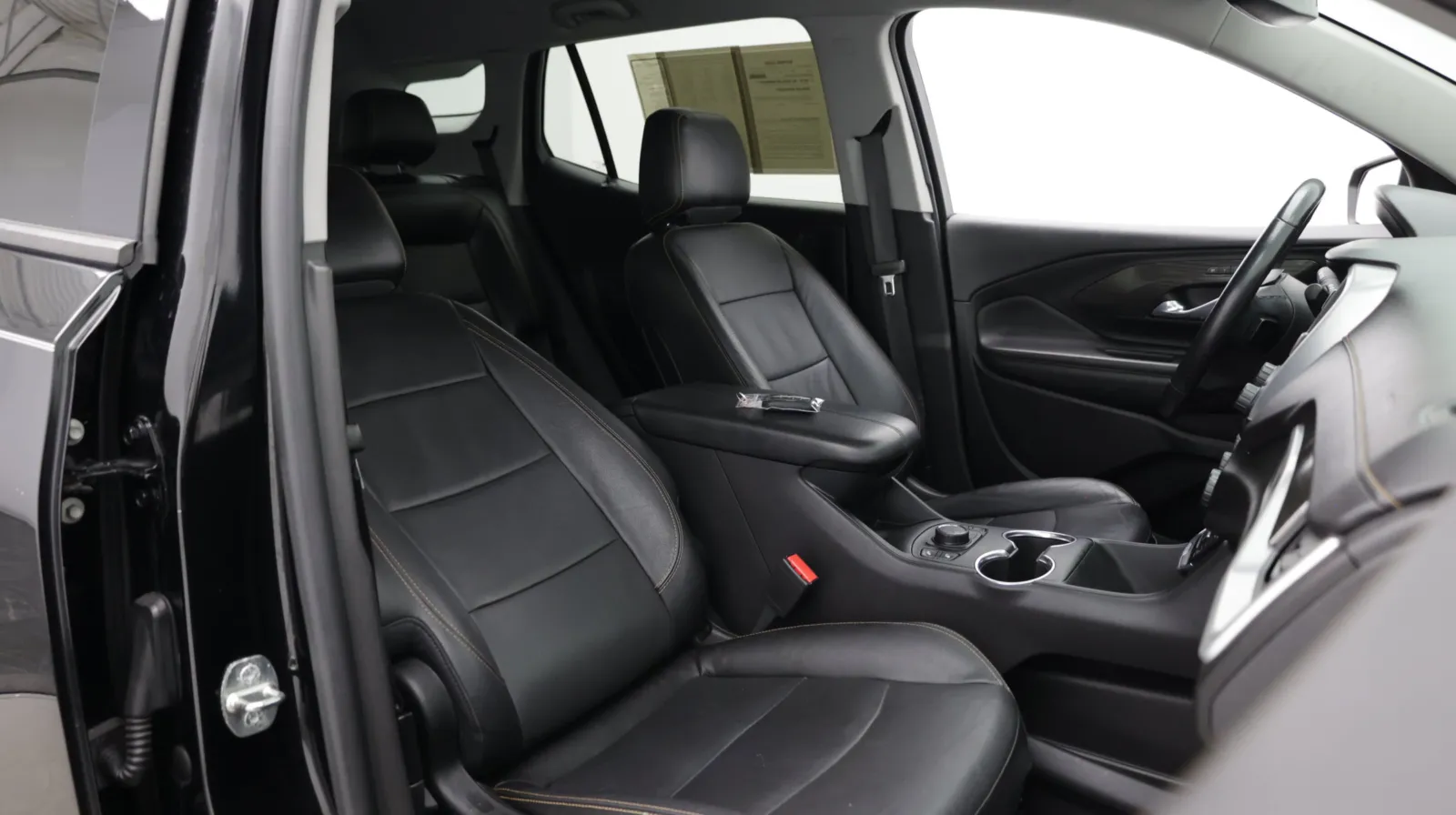 GMC Terrain photo 36