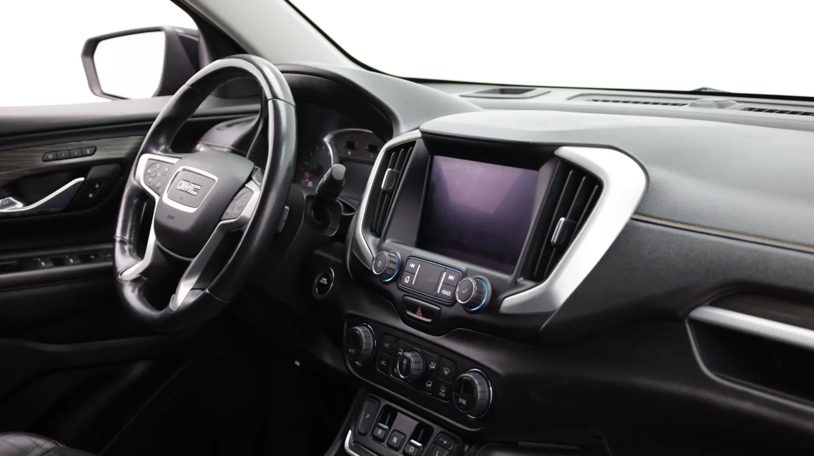 GMC Terrain photo 35